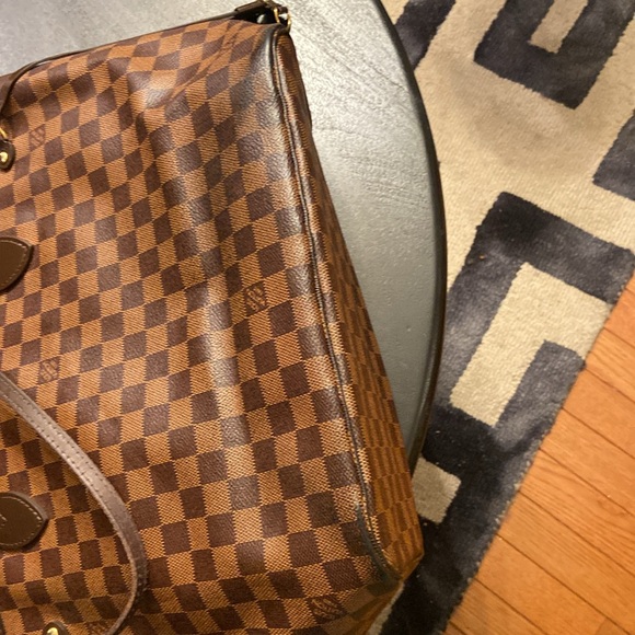 LV Neverfull MM bought at Bloomingdales - Picture 5 of 10